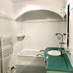 Casa Vermella *