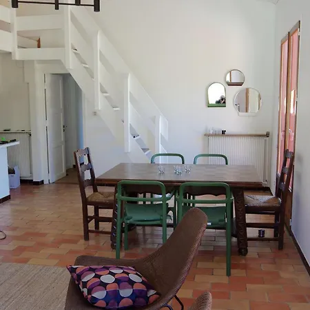 Casa Vermella *